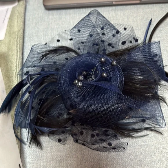 Navy blue Fascinator by MyCharm - Picture 4 of 6